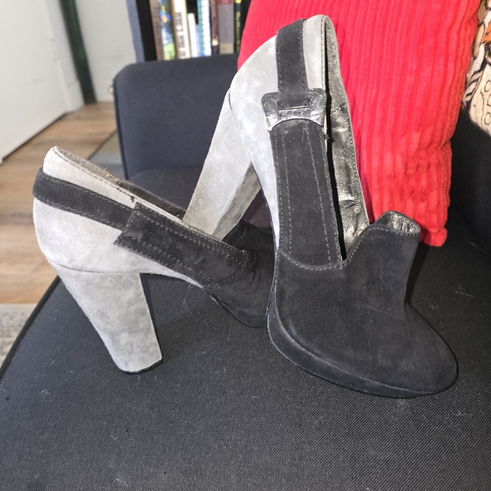 Black and Gray Suede Block Heel Slingback Pumps By Calvin Klein Size 8.5 - Picture 2 of 6